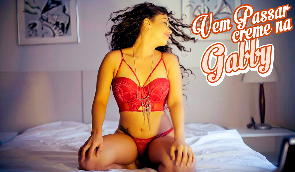 Gabby ensina como passar creme